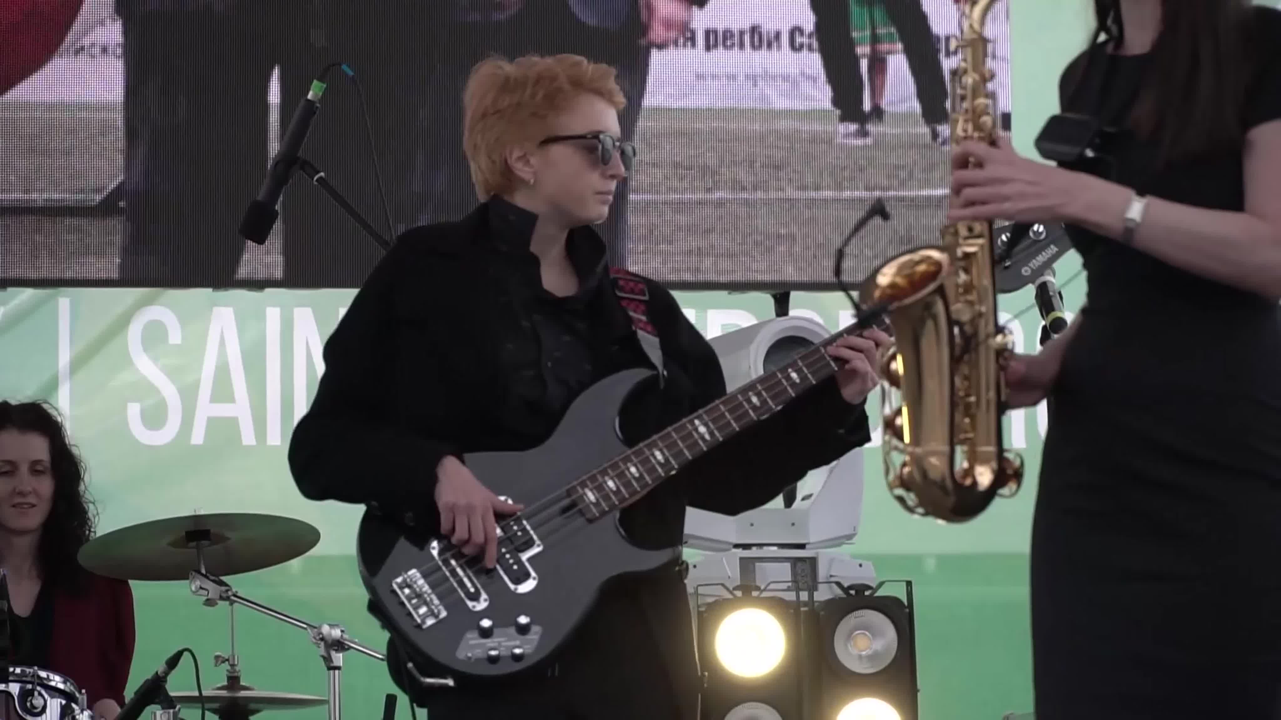 Spb ladies band demo (live) porn video on BrownPorn