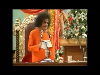 Sathya sai baba singing prema muditha man se kaho rama rama ram