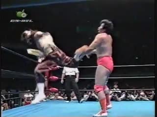 Hayabusa/jinsei shinzaki vs kenta kobashi/kentaro shiga