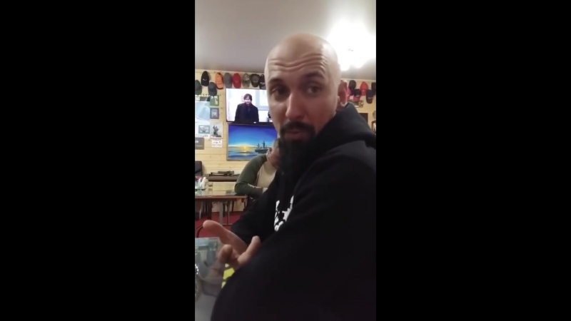 Мужик про зимнюю рыбалку