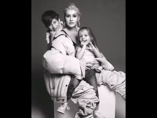 Instagram christina aguilera| 10 may 2020