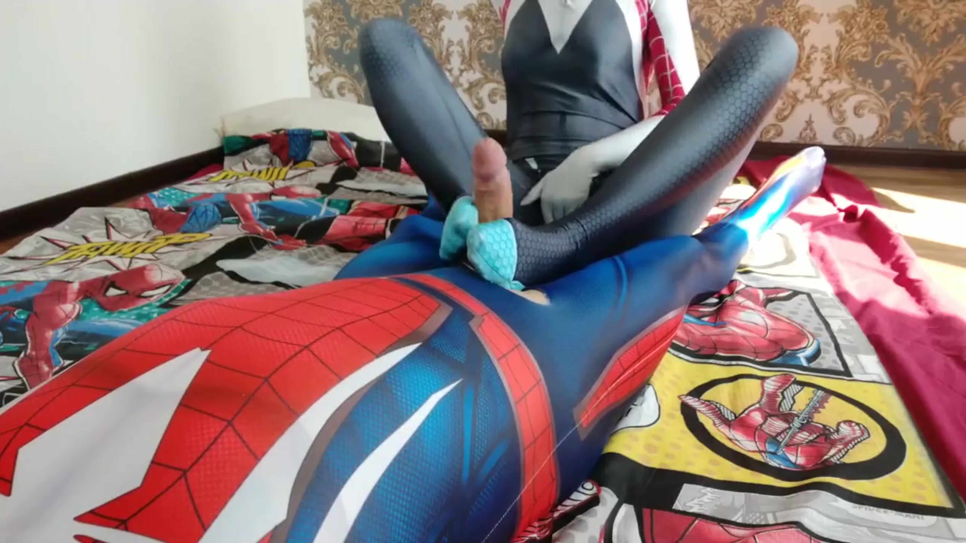 Cosplay porn gwen stacy xxx