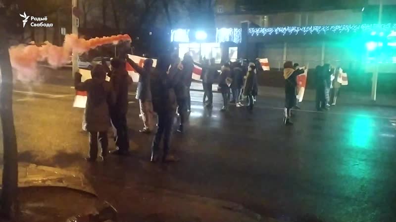 Недалёка ад нямігі ў менску людзі перакрылі праезную частку