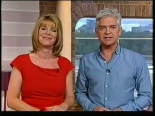 Massive boobs on this morning philip schofield & robson green blush at chels