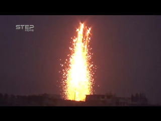 Сирия 19 12 2017 с работают зажигательными боеприпасами по позициям боевиков хтш на севере провинции хама