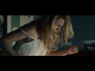 Лаура рэмси (laura ramsey hot scenes in "the covenant" 2006)