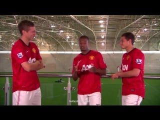 Vidic, evra and hernandez discussing what position usain bolt would play if he joined manutd