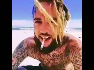 Скрим загорает в анапе