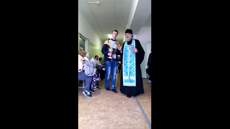 В црб конаково из за нехватки врачей вызвали попа