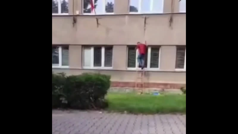 Кучно пошло пшеки начали что то подозревать