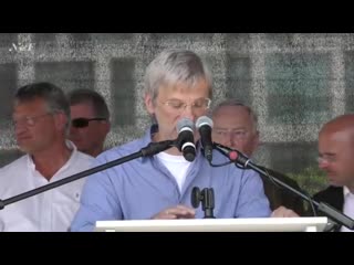 Hans christoph berndt auf afd demo in berlin „wir gehen aufrecht “