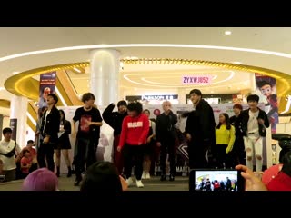 190329 d crunch diamond stealer in malaysia cover dance competition with fans @ sunway velocity