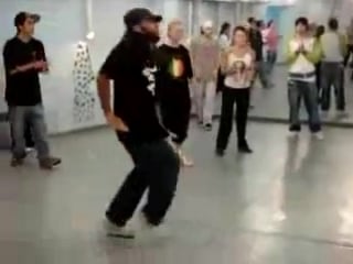 Meg (edik magaev) from ice beat ( hip hop urok)