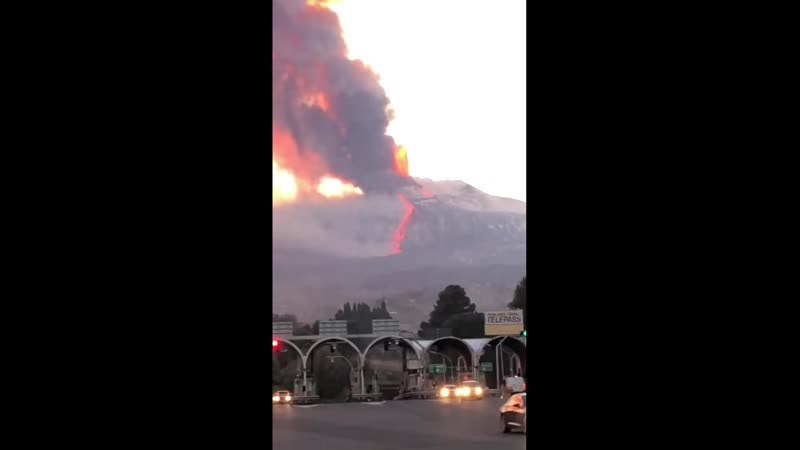 Вулкан этна в италии проснулся