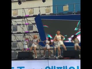 [190828] z girls streets of gold (fancam @daiyana212 фестиваль пива в сондо)