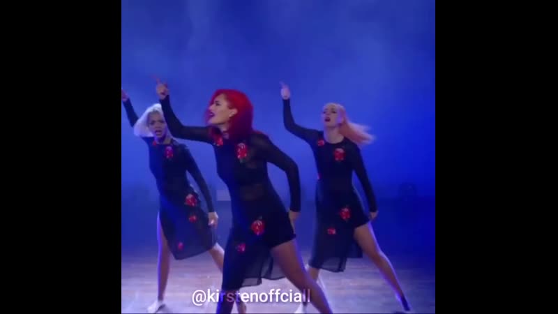 The royal family virtual experience kirsten dodgen, kaea pearce, shyvon campbell