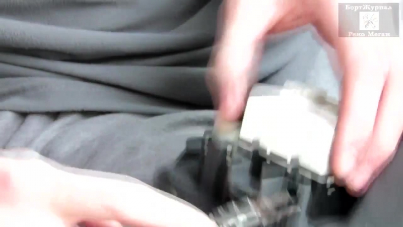 Замена ламп(цвета) в часах рено меган