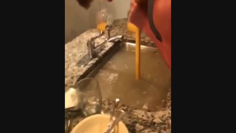 Sink porn video – Unclogging the kitchen sink