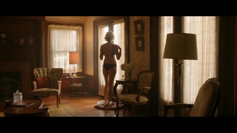 Rebecca romijn phantom halo (2014)