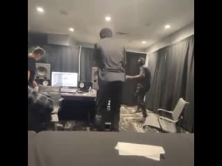 Kanye and mike dean finishing donda