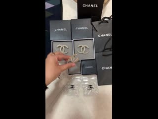 Броши chanel