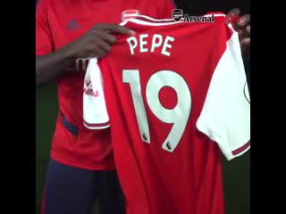 When nico set eyes on his arsenal shirt for the very first time pepeishere ️ mp4