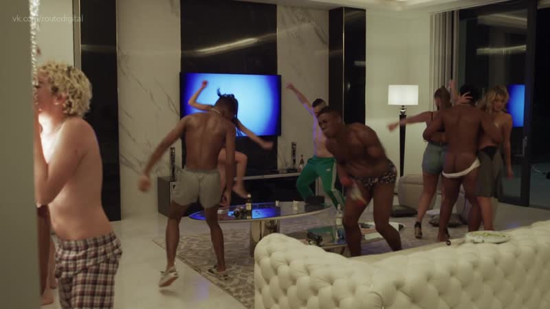 Beatrice barichella, jordan kristine seamon, francesca scorsese, lisa lazzaro, vittoria bottin we are who we are s01e04 (2020)