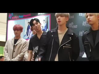 Fancam | 270419 | jun, byeongkwan (talk) @ hallyupopfest in singapore