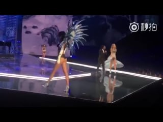 Белла хадид на репетиции шоу «victoria's secret», шанхай (2017)