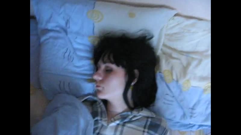 Деа в пьяной коме, снимает на телефон и лезет в пизду