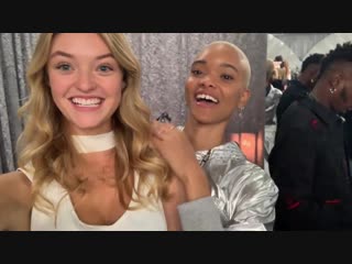 Backstage at the 2018 victorias secret fashion show with willow hand