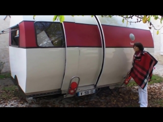 Beauer expandable teardrop trailer 3x caravan outside