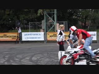 Avtoekzotika 2013 4 crazy bike stunts moto tryuki bajkerov s devushkoj moscatalogue net mp4