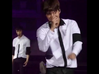 Нини соблазняет