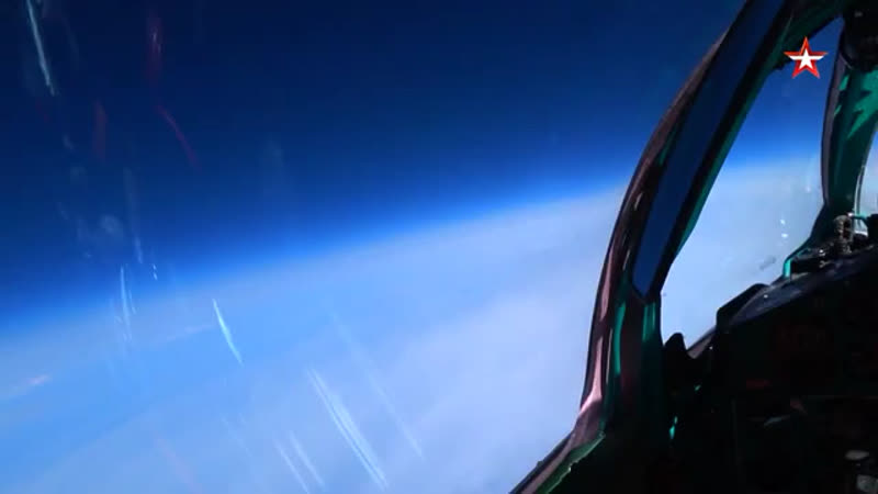 Воздушный бой миг 31 в ближнем космосе видео учений