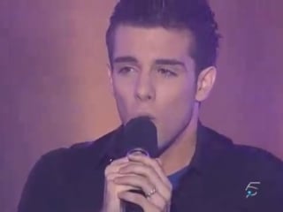 Operación triunfo, gala 10 "à corps perdu" par manu castellano