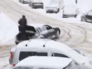 Meanwhile in romania cunning driver gets out of snow using human magic body control