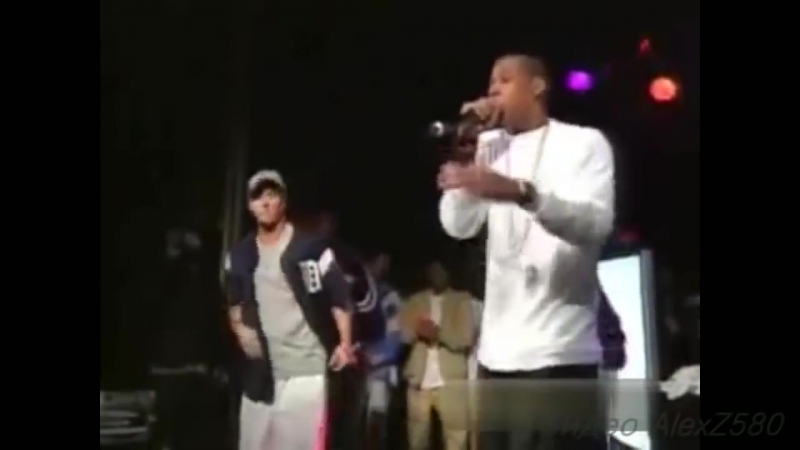 Eminem неожиданные появления на концертах зал в восторге