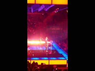 18 июля 2017 сакраменто locked out of heaven