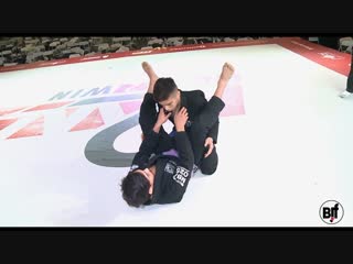 Josh cisneros no arm head scissors coke (bjj)