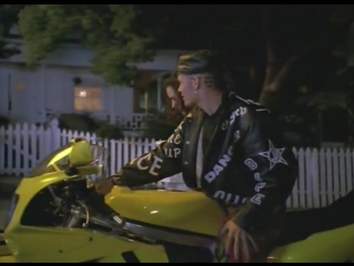 1991 cool as ice (vanilla ice) (холодный как лёд)