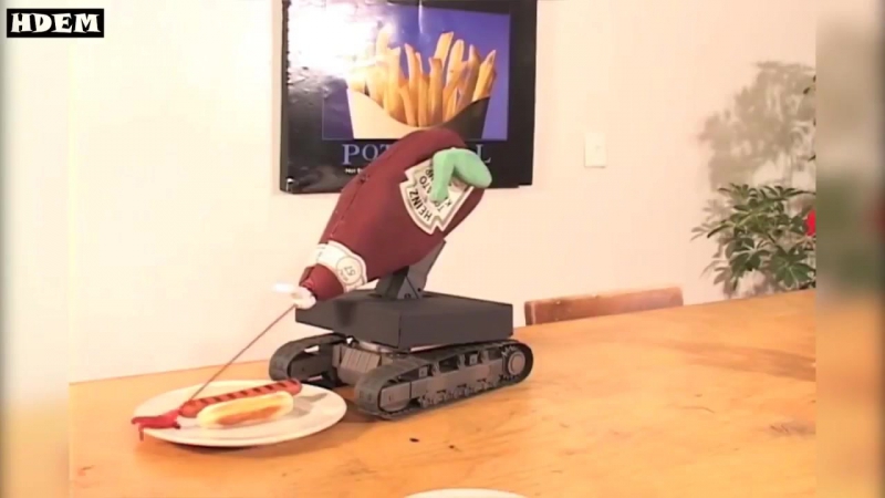 А вот и роботы подъехали © видеожесть