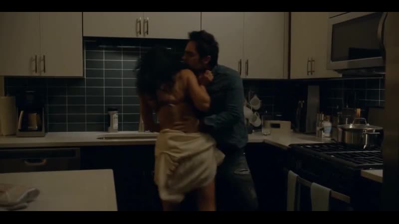 Aislinn derbez easy s01e04 2016 watch online 