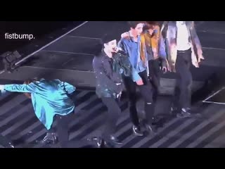 Taehyung wrapping his hands at seokjins shoulder