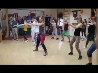 Diana rodriguez reggaeton coreografía pa fredyclan