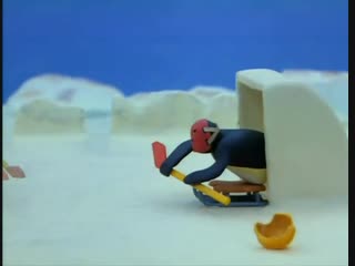 013 pingu plays ice hockey