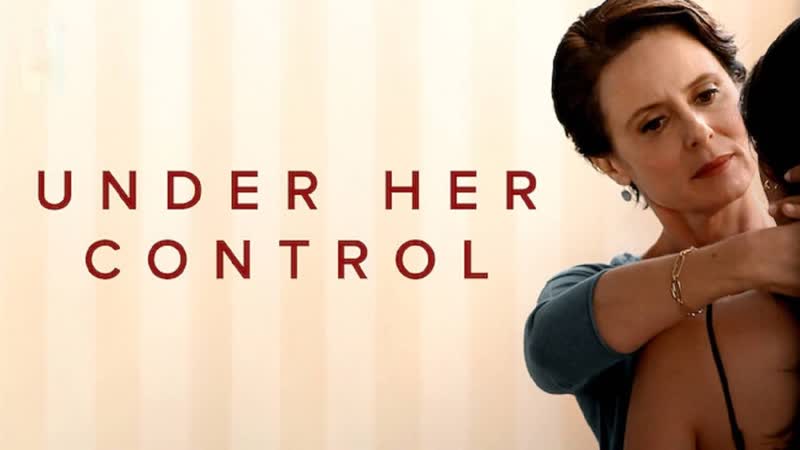 Начальница (под ее контролем) (2022) la jefa (under her control)