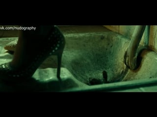 Макарена гомес (macarena gomez) без трусиков "ведьмы из сугаррамурди" (witching and bitching, las brujas de zugarramurdi, 2013