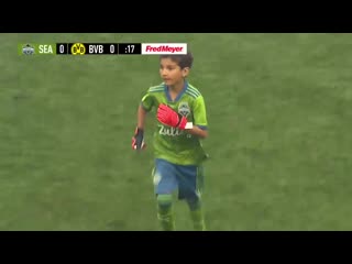 Bheem goyal, an 8 year old battling leukemia, got the start, the save and subbed out to a standing ovation 👏