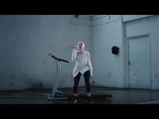 End train feat tonia nee the day i didn't want to wake up (club mix) [codeislaw016]